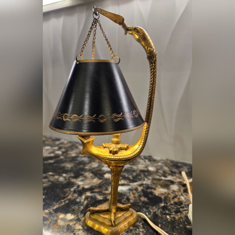 Italian Grand Tour Style Gilt Bronze & Tole Lamp RARE VINTAGE COLLECTIBLE - Picture 6 of 7